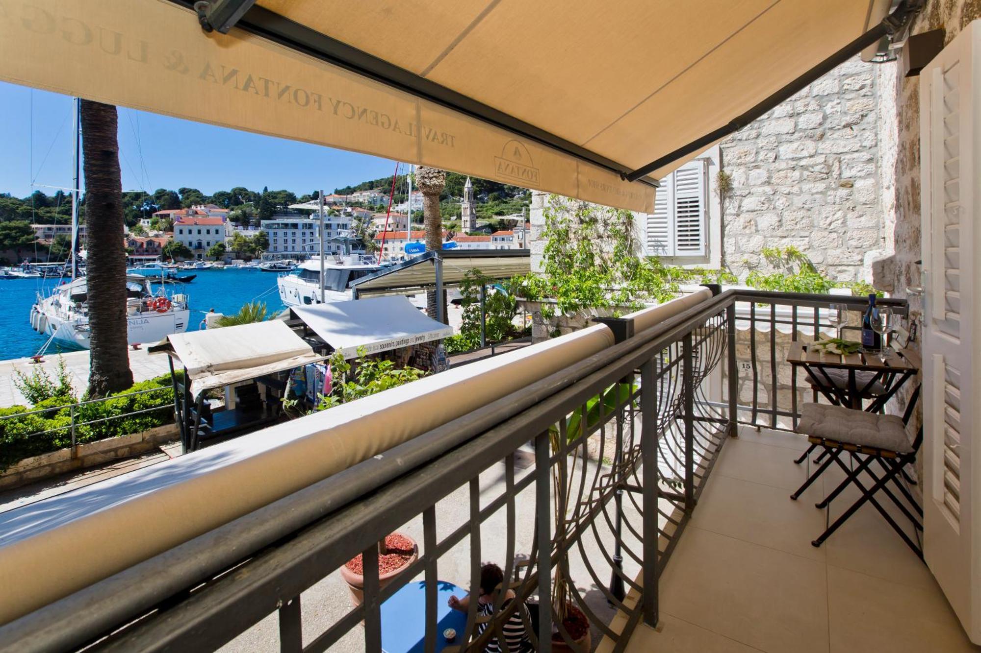 Riva Yacht Hvar Town Apartment Eksteriør billede
