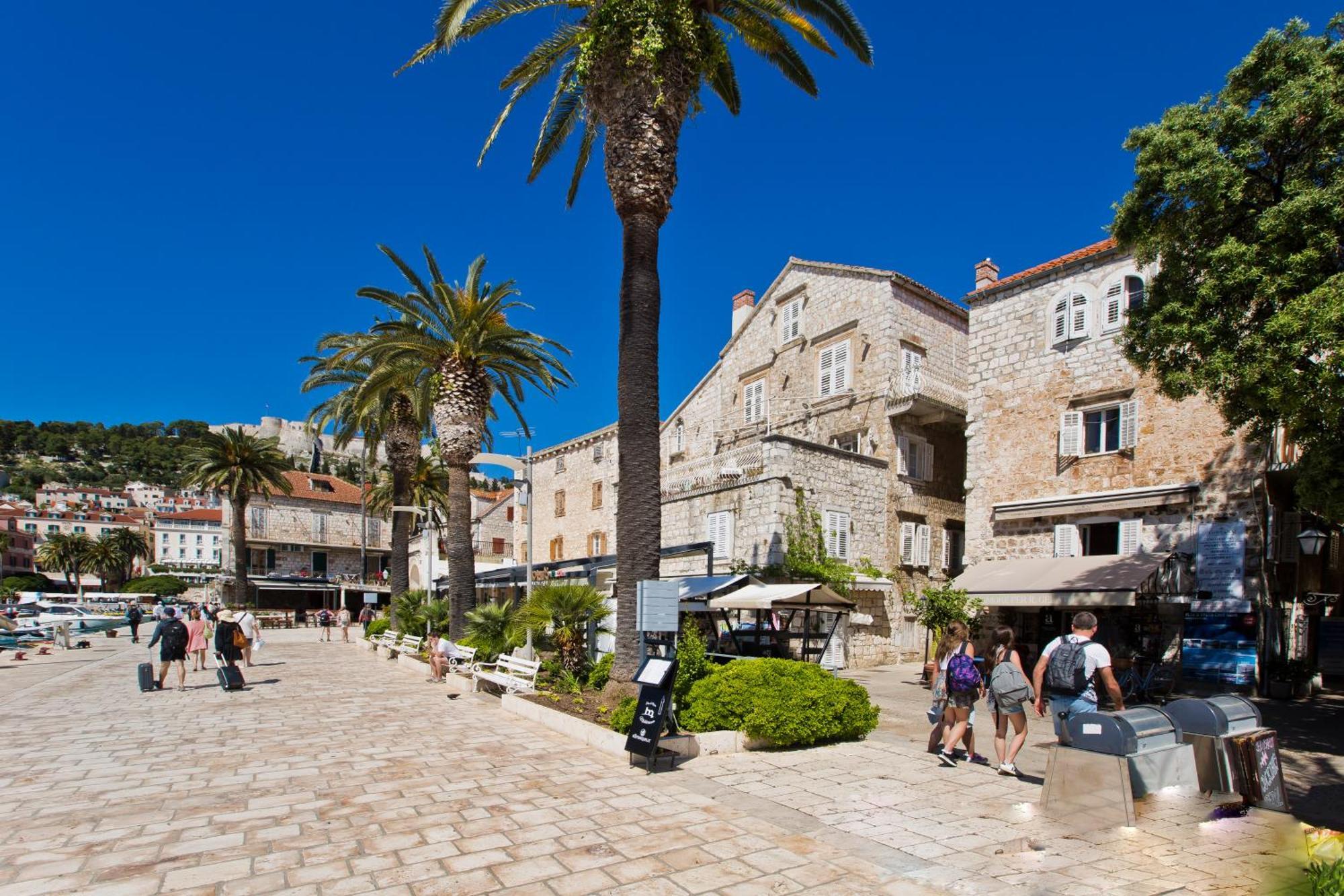 Riva Yacht Hvar Town Apartment Eksteriør billede