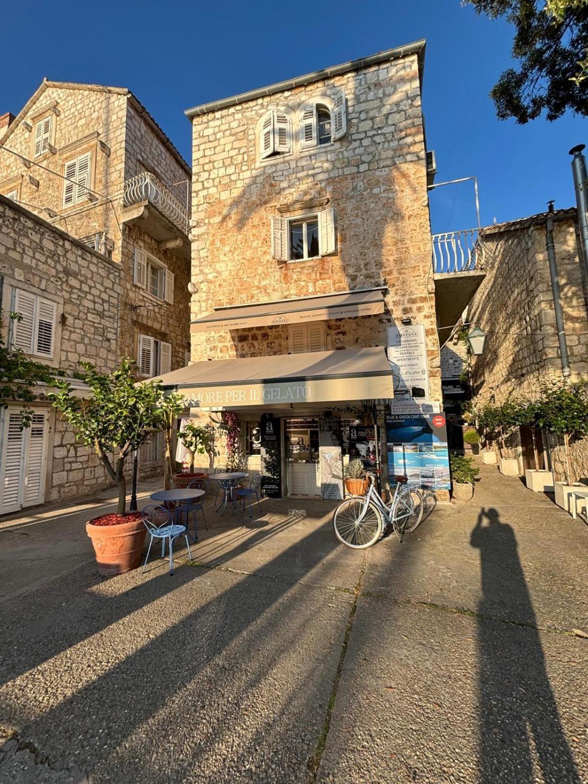 Riva Yacht Hvar Town Apartment Eksteriør billede